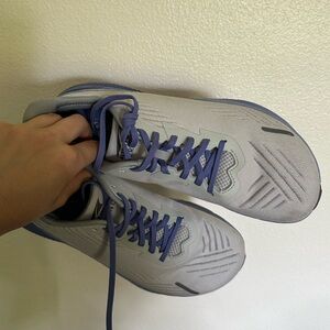 Altra FWD Experience running shoes